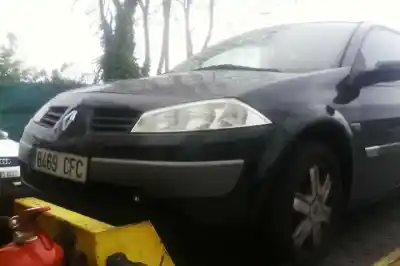Veículo de Sucata renault megane ii berlina 3p confort authentique do ano 2003 alimentado k4m760