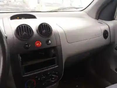 Veículo de Sucata chevrolet kalos 1.4 sr do ano 2005 alimentado f14d3