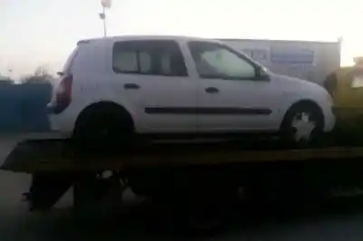 Утилизация автомобиля renault                                            clio ii fase ii (b/cb0)                                                                                                                                                                                                                                    community года 2001 питание 