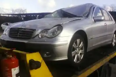 Hurda Aracı MERCEDES CLASE C (W203) BERLINA 200 CDI (LA) (203.007) Yılın 2007 güçlü 646963