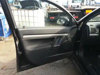 Veicolo di demolizione opel vectra c berlina 2.0 dti dell'anno 2004 alimentato y20dth