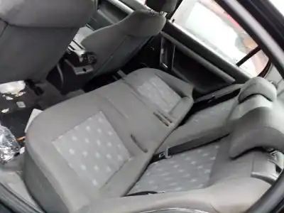 Veicolo di demolizione opel vectra c berlina 2.0 dti dell'anno 2004 alimentato y20dth