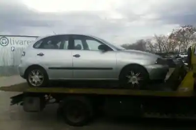 Veículo de Sucata seat ibiza (6l1) stella do ano 2004 alimentado asy