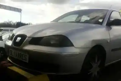 Veículo de Sucata seat ibiza (6l1) stella do ano 2004 alimentado asy