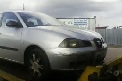 Veículo de Sucata seat ibiza (6l1) stella do ano 2004 alimentado asy
