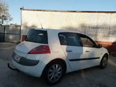 Vehículo de desguace renault megane ii berlina 5p 1.9 dci diesel fap del año 2008 con motor f9q e8