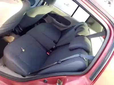 Scrapping Vehicle renault clio ii fase ii (b/cb0) 1.5 dci diesel of the year 2004 powered k9k b7