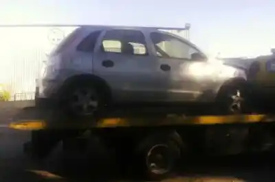 Veículo de Sucata opel corsa c essentia do ano 2005 alimentado z13dt