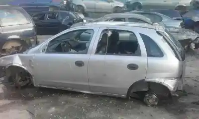 Veículo de Sucata opel corsa c essentia do ano 2005 alimentado z13dt