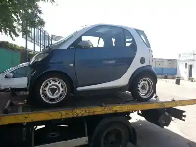 Veicolo di demolizione SMART COUPE Pulse dell'anno 2003 alimentato B05