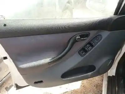 Здавання транспортного засобу seat toledo (1m2) * року 2001 потужний 