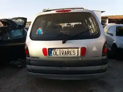 Veículo de Sucata renault espace / grand espace (je0) 2.0 16v authentique do ano 2000 alimentado f4r a7