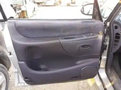 Veículo de Sucata renault espace / grand espace (je0) 2.0 16v authentique do ano 2000 alimentado f4r a7