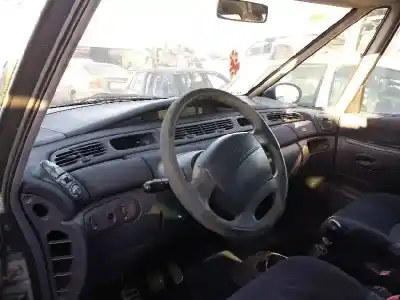 Veículo de Sucata renault espace / grand espace (je0) 2.0 16v authentique do ano 2000 alimentado f4r a7