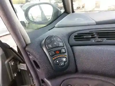 Veículo de Sucata renault espace / grand espace (je0) 2.0 16v authentique do ano 2000 alimentado f4r a7