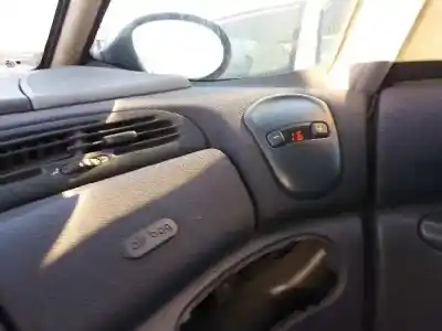 Veículo de Sucata renault espace / grand espace (je0) 2.0 16v authentique do ano 2000 alimentado f4r a7