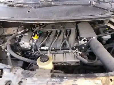 Veículo de Sucata renault espace / grand espace (je0) 2.0 16v authentique do ano 2000 alimentado f4r a7