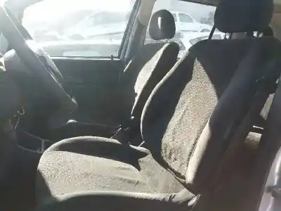 Veículo de Sucata opel zafira a elegance do ano 2003 alimentado y20dth