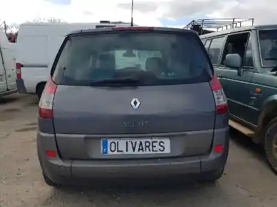 Veículo de Sucata RENAULT SCENIC II SCENIC II do ano 2003 alimentado F9Q