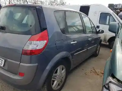 Veículo de Sucata renault scenic ii scenic ii do ano 2003 alimentado f9q