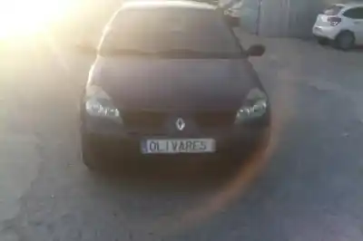 Здавання транспортного засобу renault clio ii fase ii (b/cb0) 1.2 року 2003 потужний d7f