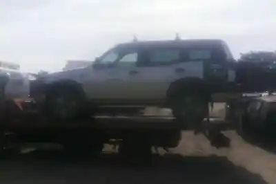 Véhicule à la ferraille NISSAN TERRANO (WD21) * de l'année 2003 alimenté D-TD27 TI