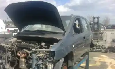 Veículo de Sucata HYUNDAI MATRIX (FC) 1.6 GLS do ano 2001 alimentado 