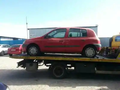 Veículo de Sucata renault clio ii fase i (b/cbo) 1.9 d alize do ano 1999 alimentado f8q630