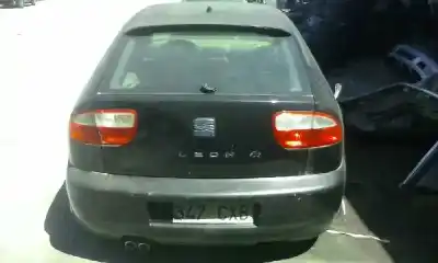 Véhicule à la ferraille seat leon (1m1) sport de l'année 2002 alimenté arl