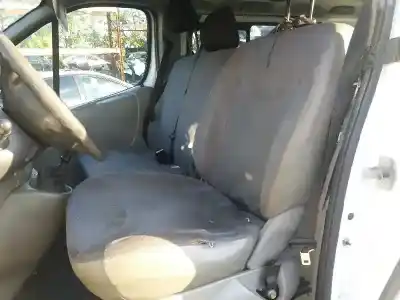 Veículo de Sucata renault trafic combi (ab 4.01) 1.9 diesel do ano 2004 alimentado f9q u7