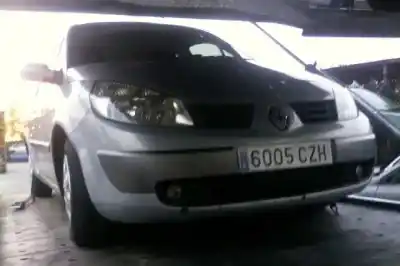 Veículo de Sucata renault scenic ii confort dynamique do ano 2004 alimentado k9k728