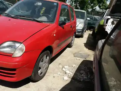 Veicolo di demolizione fiat seicento (187) active dell'anno 2005 alimentato 187a1000