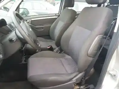 Veicolo di demolizione opel meriva a monospace (x03) 1.3 cdti (e75) dell'anno 2006 alimentato z13dtj