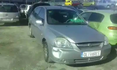 Veicolo di demolizione kia rio ipanema berlina dell'anno 2005 alimentato a5d