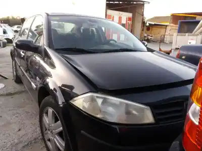 Vehículo de desguace RENAULT MEGANE II BERLINA 5P 1.9 dCi Diesel del año 2005 con motor F9Q B8