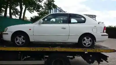 Veículo de Sucata hyundai accent (lc) gls do ano 2001 alimentado 