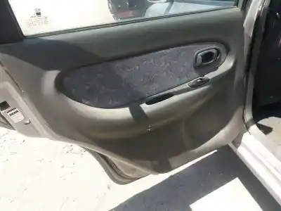 Veículo de Sucata kia sephia ll 1.6 cat 102 cv / 75 kw do ano 2001 alimentado ga6d