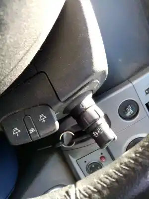 Veículo de Sucata renault scenic ii 2.0 dci diesel cat do ano 2007 alimentado m9r a7