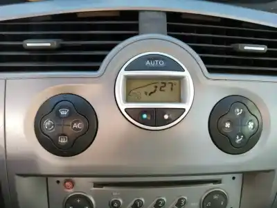 Veículo de Sucata renault scenic ii 2.0 dci diesel cat do ano 2007 alimentado m9r a7