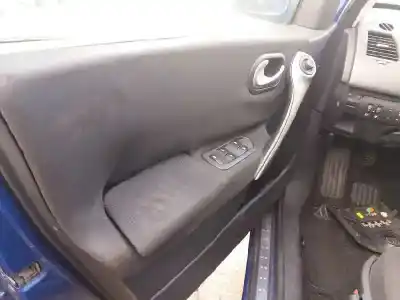 Vehicul casat renault megane ii berlina 5p confort expression al anului 2006 alimentat 