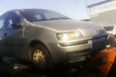 Veicolo di demolizione fiat                                               punto berlina (188)                                                                                                                                                                                                                                        1.9 jtd active                                                                                                                                                                                                                                             dell'anno 2002 alimentato 188a7000