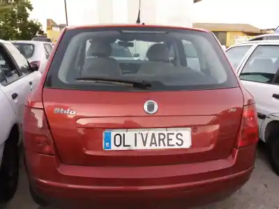 Veicolo di demolizione fiat stilo (192) 1.9 jtd cat dell'anno 2005 alimentato 192a1000