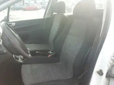 Veículo de Sucata peugeot 307 (s1) 1.6 hdi do ano 2005 alimentado 9hydv6ted4