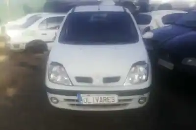 Scrapping Vehicle renault scénic i monospace (ja0/1_, fa0_) 1.9 dti (ja1u) of the year 2002 powered f9q744