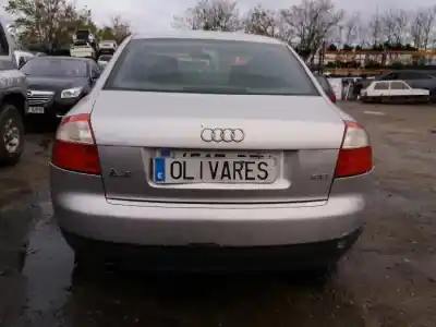 Veículo de Sucata audi a4 berlina (8e) 2.0 20v cat (alt) do ano 2001 alimentado alt