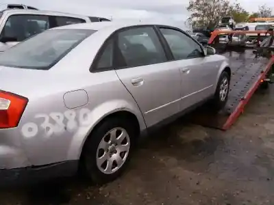 Veículo de Sucata audi a4 berlina (8e) 2.0 20v cat (alt) do ano 2001 alimentado alt