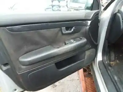 Veículo de Sucata audi a4 berlina (8e) 2.0 20v cat (alt) do ano 2001 alimentado alt