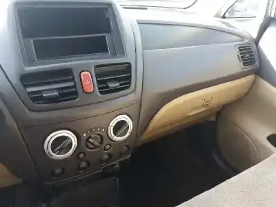 Veículo de Sucata suzuki liana rh (er) 1.6 16v cat do ano 2001 alimentado m16a