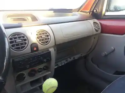 Здавання транспортного засобу renault kangoo (f/kc0) 1.5 dci diesel 68 cv / 50 kw року 2007 потужний k9k714