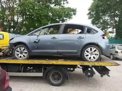 Veículo de Sucata citroen c4 berlina vtr plus do ano 2004 alimentado 9hydv6ted4